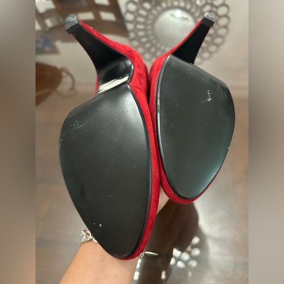 Red booties - Picture 3 of 4